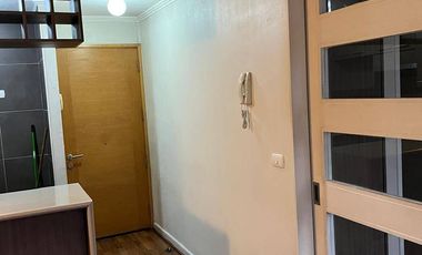 Departamento en arriendo c/ estacionamiento en Barrio Diez de Julio