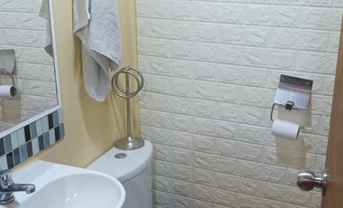 Casa en venta c/ estacionamiento en Sector Poniente