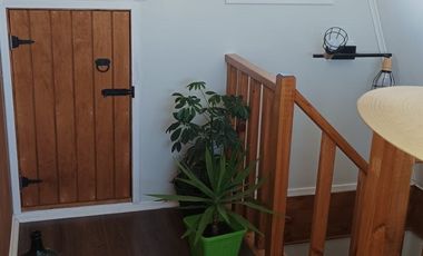 Casa en venta c/ estacionamiento en Sector Poniente
