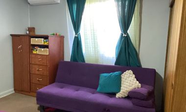 CASA SÓLIDA EN PASAJE TRANQUILO DE QUINTA NORMAL