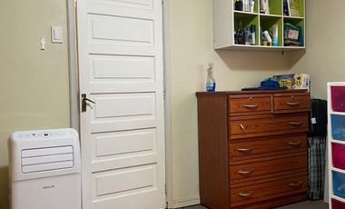 CASA SÓLIDA EN PASAJE TRANQUILO DE QUINTA NORMAL