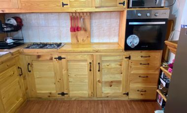 CASA SÓLIDA EN PASAJE TRANQUILO DE QUINTA NORMAL