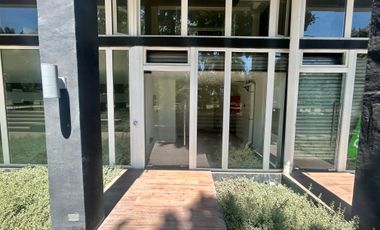 VENTA DE LOCALES CON CONTRATOS VIGENTES POR 2 AÑOS