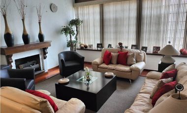 HERMOSA RESIDENCIA EN CIRCUITO ECONOMISTAS, CON ESTUPENDOS ESPACIOS