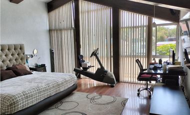 HERMOSA RESIDENCIA EN CIRCUITO ECONOMISTAS, CON ESTUPENDOS ESPACIOS