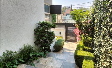 HERMOSA RESIDENCIA EN CIRCUITO ECONOMISTAS, CON ESTUPENDOS ESPACIOS