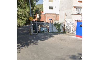 TERRENO EN ESQUINA PARA INVERSIONISTAS CON PROYECTO DE DEPARTAMENTOS