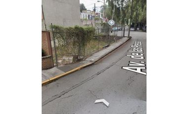 TERRENO EN ESQUINA PARA INVERSIONISTAS CON PROYECTO DE DEPARTAMENTOS