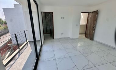 Casa en venta en Jiutepec Morelos en fraccionamiento y alberca propia