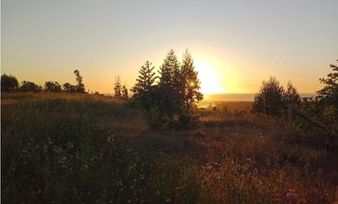 Excelente Terreno con Vista al Mar