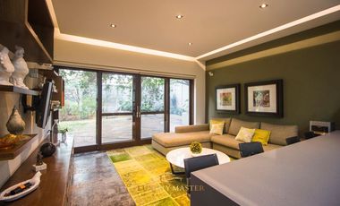 Casa en Renta en la Colonia Seattle con alberca y elevador moderna