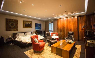 Casa en Renta en la Colonia Seattle con alberca y elevador moderna