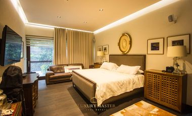 Casa en Renta en la Colonia Seattle con alberca y elevador moderna