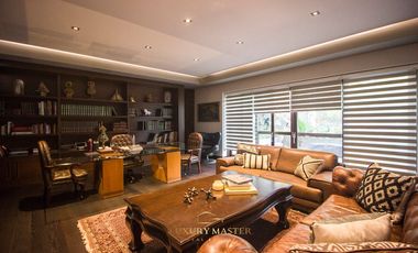 Casa en Renta en la Colonia Seattle con alberca y elevador moderna