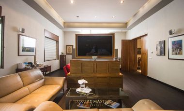 Casa en Renta en la Colonia Seattle con alberca y elevador moderna