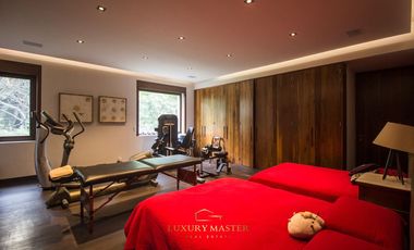 Casa en Renta en la Colonia Seattle con alberca y elevador moderna