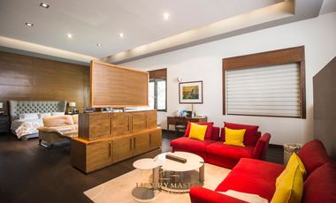 Casa en Renta en la Colonia Seattle con alberca y elevador moderna