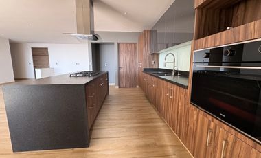 Departamento de lujo en renta en Royal View Querétaro con vistas panorámicas