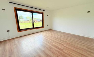 Casa en arriendo en FRUTILLAR