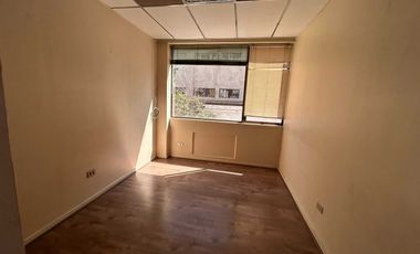 Oficina en arriendo en VITACURA