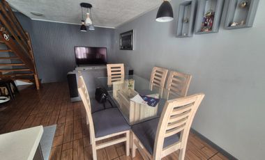 Casa en venta 2D y 1B. Lomas del Maipo condominio cerrado