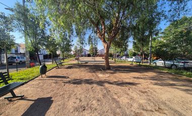 Casa en venta 2D y 1B. Lomas del Maipo condominio cerrado