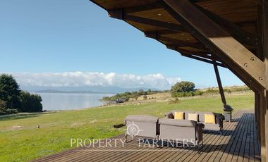 Espectacular casa a pasos del lago Ranco