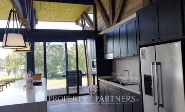 Espectacular casa a pasos del lago Ranco