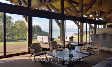 Espectacular casa a pasos del lago Ranco