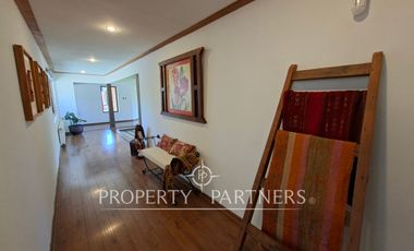 Gran casa en exclusivo sector