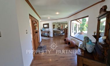 Gran casa en exclusivo sector