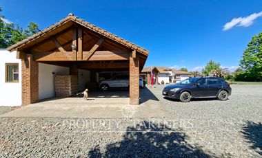 Gran casa en exclusivo sector