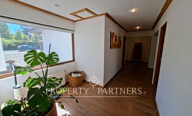 Gran casa en exclusivo sector