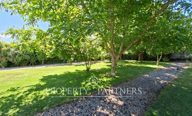 Gran casa en exclusivo sector