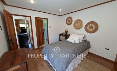 Gran casa en exclusivo sector