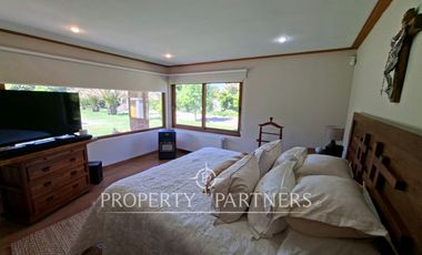 Gran casa en exclusivo sector