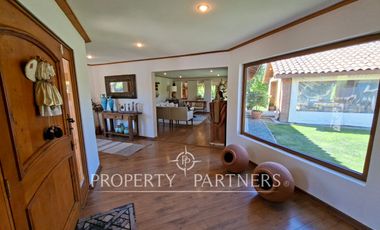 Gran casa en exclusivo sector