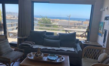 Linda casa a 1 cuadra de playa Laguna de Zapallar