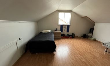 VENDO CASA  CON PRIVILEGIADA UBICACIÓN  EN VILLA GALILEA DE LOS ÁNGELES