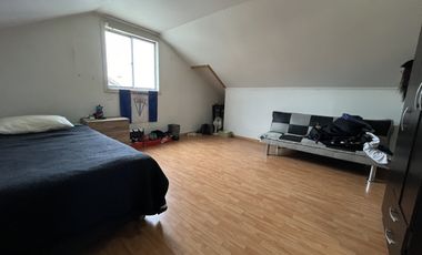 VENDO CASA  CON PRIVILEGIADA UBICACIÓN  EN VILLA GALILEA DE LOS ÁNGELES