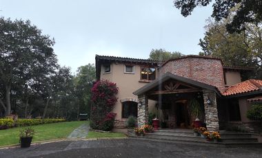CASA EN VENTA EN HACIENDA DE VALLESCONDIDO
