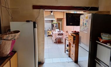 600 M2 A 3 CUADRAS DEL CENTRO