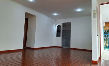 VENDO EXTRAORDINARIA CASA  DE 140 M2