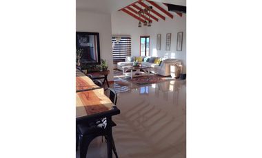 VENDO CASA DE  CAMPO EN LOS ANGELES