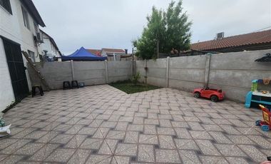 Casa en Arriendo en Bajos de santa cruz 393