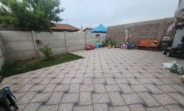 Casa en Arriendo en Bajos de santa cruz 393