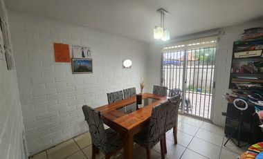 Casa en Arriendo en Bajos de santa cruz 393