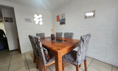 Casa en Arriendo en Bajos de santa cruz 393