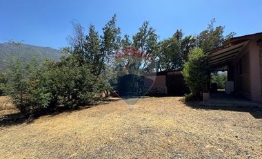 CASA CON PARCELA DE 44 HECTAREAS