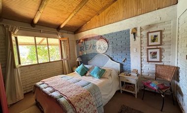 CASA CON PARCELA DE 44 HECTAREAS